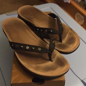 Ugg Lyndi Flip Flop